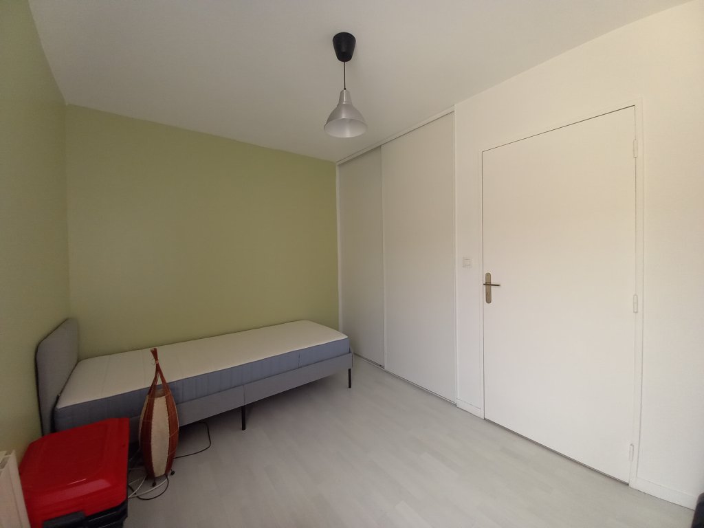 APPARTEMENT T3 A LOUER - ST ETIENNE - 60.63 m2 - 690 &euro; charges comprises par mois