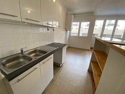 APPARTEMENT T3 A LOUER - ST ETIENNE - 63.21 m2 - 495 € charges comprises par mois