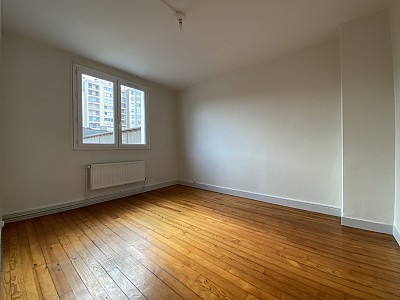 APPARTEMENT T3 A LOUER - ST ETIENNE - 63.21 m2 - 495 € charges comprises par mois