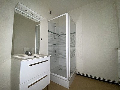 APPARTEMENT T3 A LOUER - ST ETIENNE - 63.21 m2 - 495 € charges comprises par mois