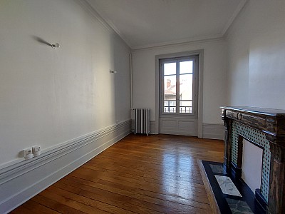APPARTEMENT T3 A LOUER - ST ETIENNE - 87.77 m2 - 780 € charges comprises par mois