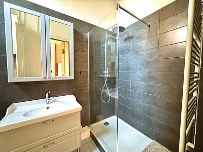 APPARTEMENT T3 A LOUER - ST ETIENNE - 78.59 m2 - 645 € charges comprises par mois