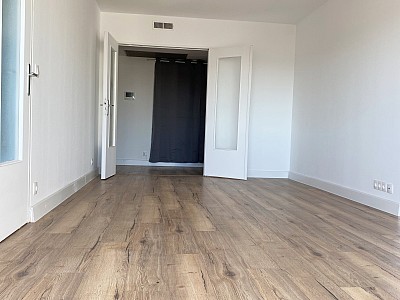 APPARTEMENT T3 A LOUER - ST ETIENNE - 68.68 m2 - 790 € charges comprises par mois