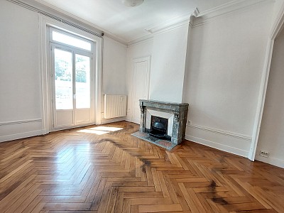 APPARTEMENT T3 A LOUER - ST ETIENNE - 79.43 m2 - 690 € charges comprises par mois