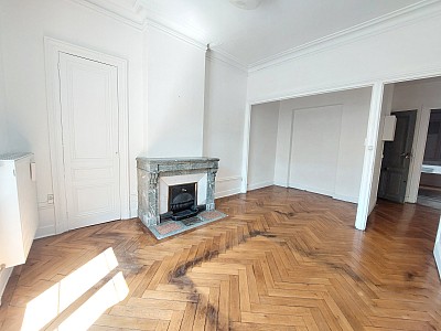 APPARTEMENT T3 A LOUER - ST ETIENNE - 79.43 m2 - 690 € charges comprises par mois