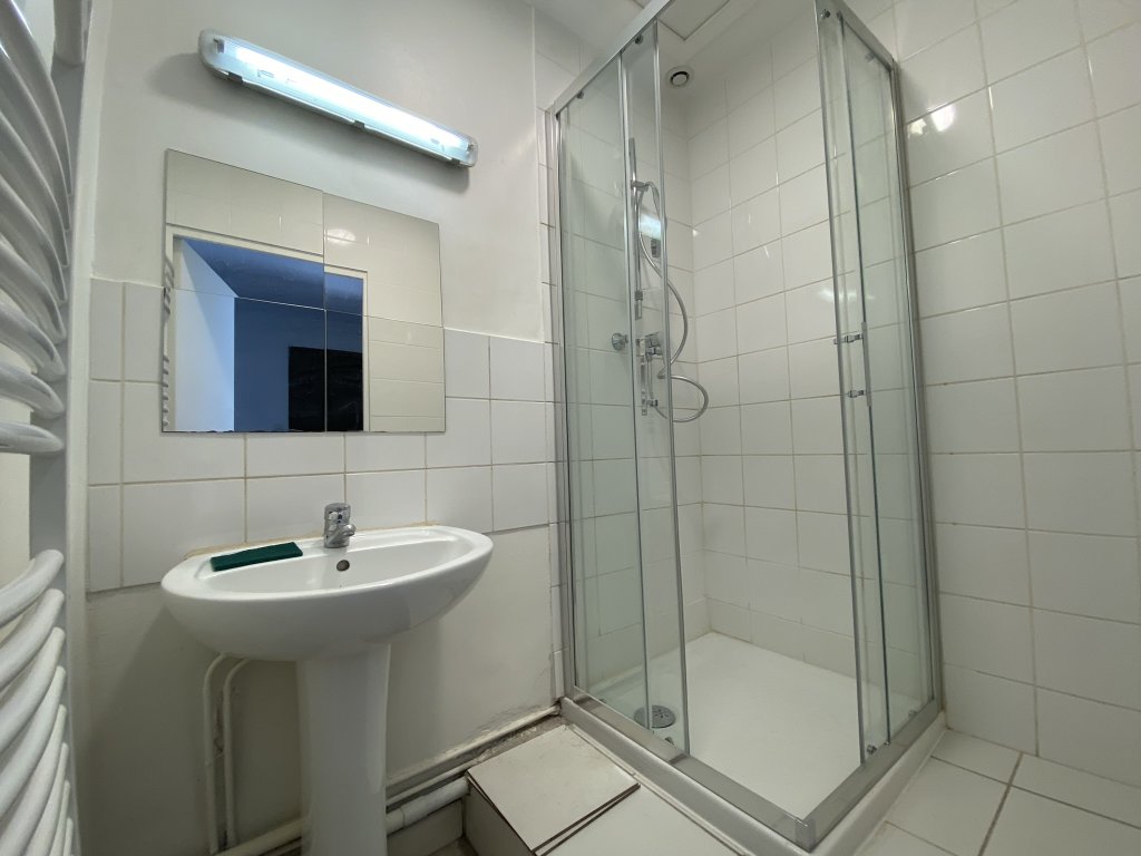 APPARTEMENT T3 A LOUER - ST ETIENNE - 59.28 m2 - 495 &euro; charges comprises par mois