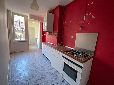 APPARTEMENT T3 A LOUER - ST ETIENNE - 80.44 m2 - 720 € charges comprises par mois