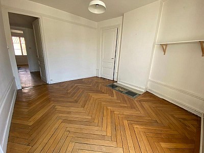 APPARTEMENT T3 A LOUER - ST ETIENNE - 80.44 m2 - 720 € charges comprises par mois