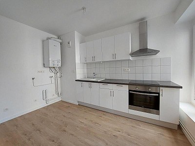 APPARTEMENT T3 A LOUER - ST ETIENNE - 62.95 m2 - 618 € charges comprises par mois
