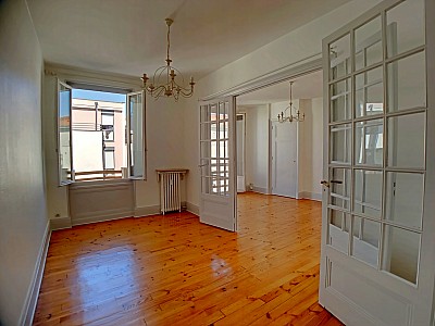 APPARTEMENT T3 A LOUER - ST ETIENNE - 69.8 m2 - 690 € charges comprises par mois