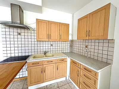 APPARTEMENT T3 A LOUER - ST ETIENNE - 51.3 m2 - 490 € charges comprises par mois
