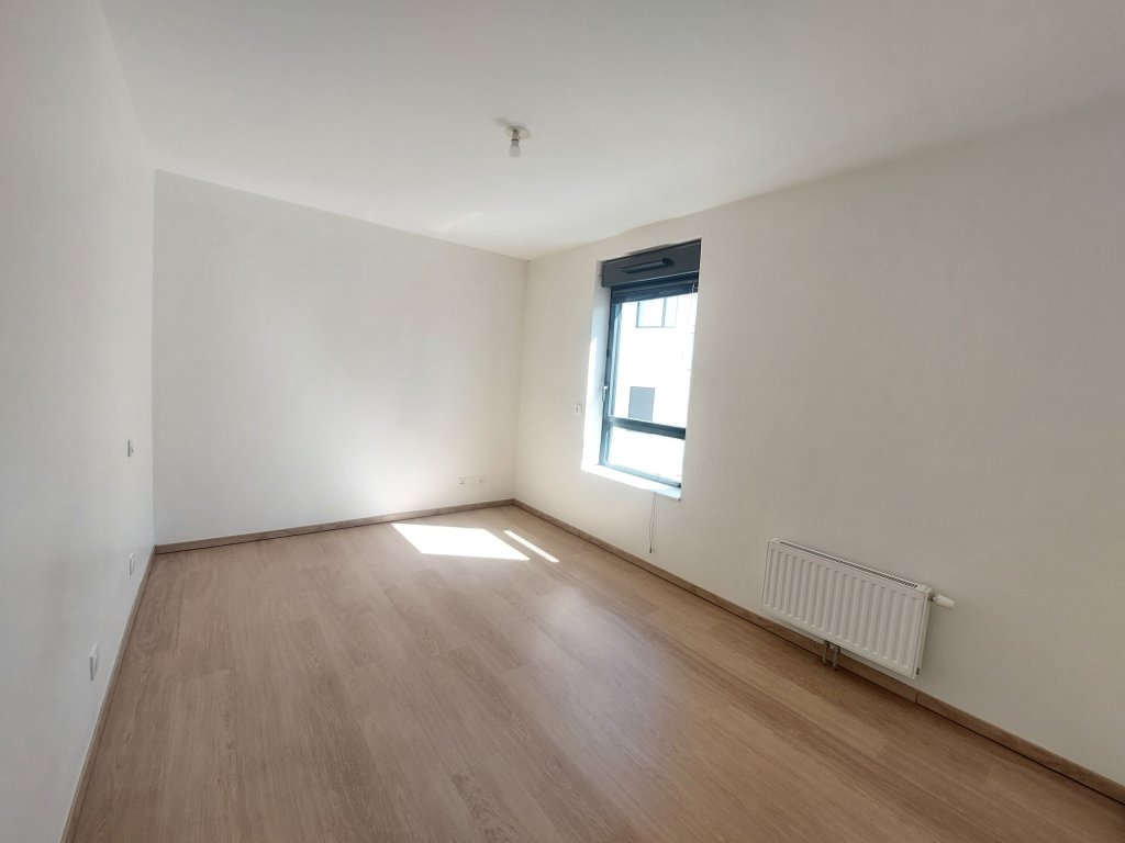 APPARTEMENT T3 A LOUER - ST ETIENNE - 59.89 m2 - 747 &euro; charges comprises par mois