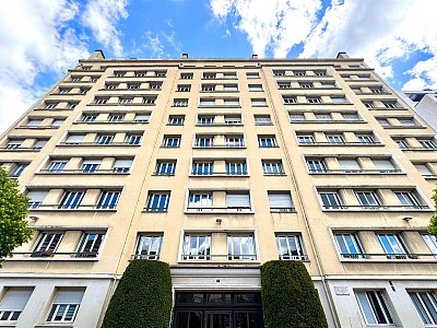 APPARTEMENT T3 A LOUER - ST ETIENNE - 74.9 m2 - 695 € charges comprises par mois