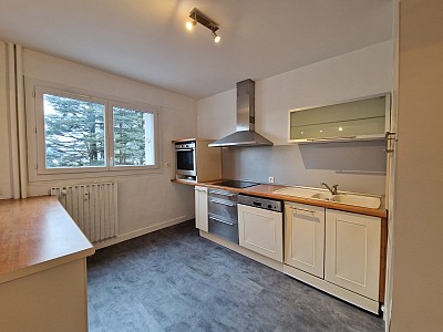APPARTEMENT T3 A LOUER - ST ETIENNE - 67.06 m2 - 695 € charges comprises par mois