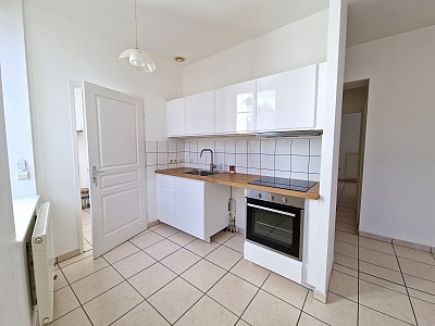 APPARTEMENT T3 A LOUER - ST ETIENNE - 72.5 m2 - 650 &euro; charges comprises par mois