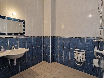 APPARTEMENT T3 A LOUER - ST ETIENNE - 72.5 m2 - 650 &euro; charges comprises par mois