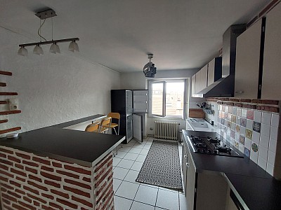 APPARTEMENT T3 A LOUER - ST ETIENNE - 67.27 m2 - 565 € charges comprises par mois