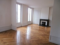 APPARTEMENT T3 A LOUER - ST ETIENNE - 99.03 m2 - 690 &euro; charges comprises par mois