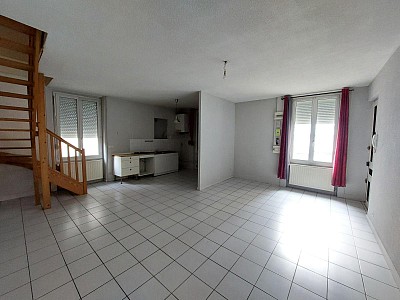 APPARTEMENT T3 A LOUER - ST ETIENNE - 52.77 m2 - 380 € charges comprises par mois