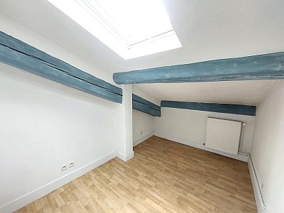 APPARTEMENT T3 A LOUER - ST ETIENNE - 52.77 m2 - 380 € charges comprises par mois