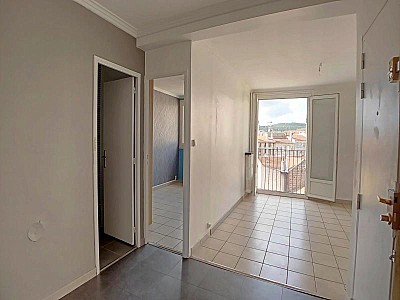 APPARTEMENT T3 A LOUER - ST ETIENNE - 67.74 m2 - 695 € charges comprises par mois