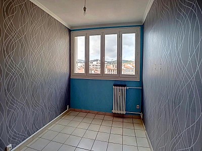 APPARTEMENT T3 A LOUER - ST ETIENNE - 67.74 m2 - 695 € charges comprises par mois