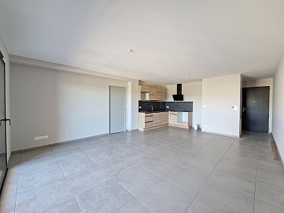 APPARTEMENT T3 A LOUER - ST GENEST LERPT - 77.91 m2 - 960 € charges comprises par mois