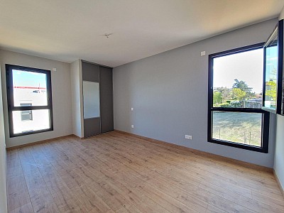 APPARTEMENT T3 A LOUER - ST GENEST LERPT - 77.91 m2 - 960 € charges comprises par mois