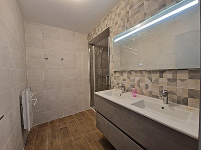 APPARTEMENT T3 A LOUER - ST GENEST LERPT - 77.91 m2 - 960 € charges comprises par mois