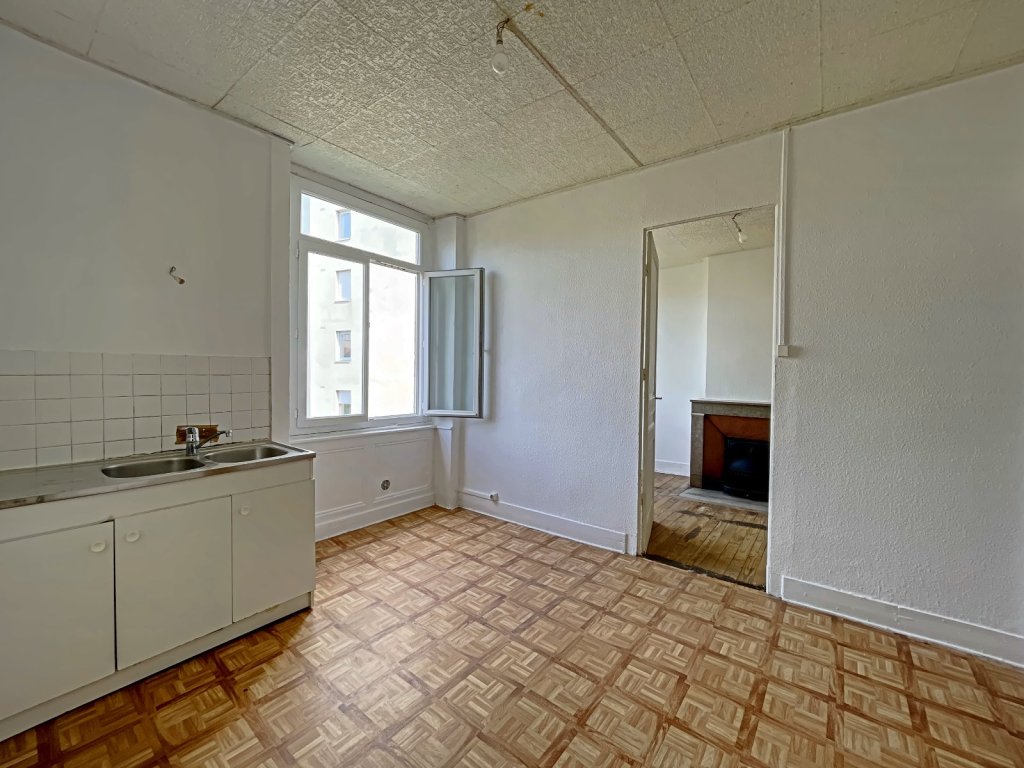 Appartement F3 à rénover