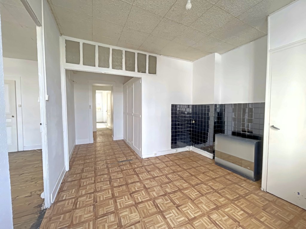 Appartement F3 à rénover