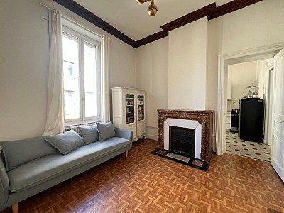 APPARTEMENT T3 A VENDRE - ST ETIENNE - 74 m2 - 60 000 €