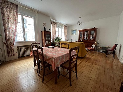 APPARTEMENT T3 A VENDRE - ST ETIENNE - 77 m2 - 99 000 €