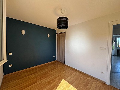 APPARTEMENT T3 A VENDRE - ST ETIENNE - 57 m2 - 75 000 €