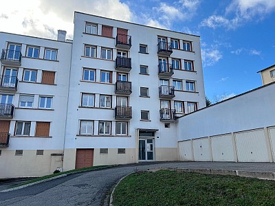 APPARTEMENT T3 A VENDRE - ST ETIENNE - 57 m2 - 75 000 €