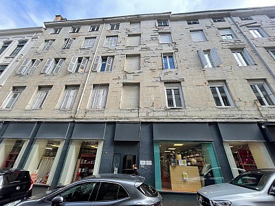 APPARTEMENT T3 A VENDRE - ST ETIENNE Centre Ville - 47.8 m2 - 97 000 €