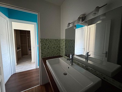 APPARTEMENT T3 A VENDRE - ST ETIENNE - 71 m2 - 85 000 €