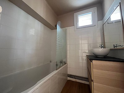 APPARTEMENT T3 A VENDRE - ST ETIENNE - 57 m2 - 69 500 €