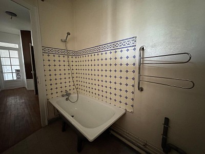 APPARTEMENT T3 A VENDRE - ST ETIENNE Centre Ville - 56.07 m2 - 49 000 €