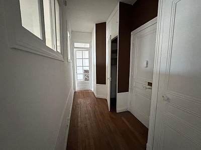 APPARTEMENT T3 A VENDRE - ST ETIENNE Centre Ville - 56.07 m2 - 49 000 €