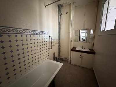 APPARTEMENT T3 A VENDRE - ST ETIENNE Centre Ville - 56.07 m2 - 49 000 €