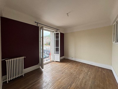 APPARTEMENT T3 A VENDRE - ST ETIENNE Centre Ville - 56.07 m2 - 49 000 €