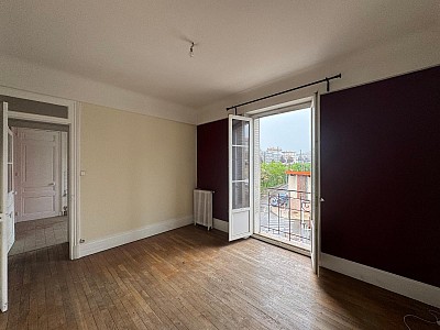 APPARTEMENT T3 A VENDRE - ST ETIENNE Centre Ville - 56.07 m2 - 49 000 €
