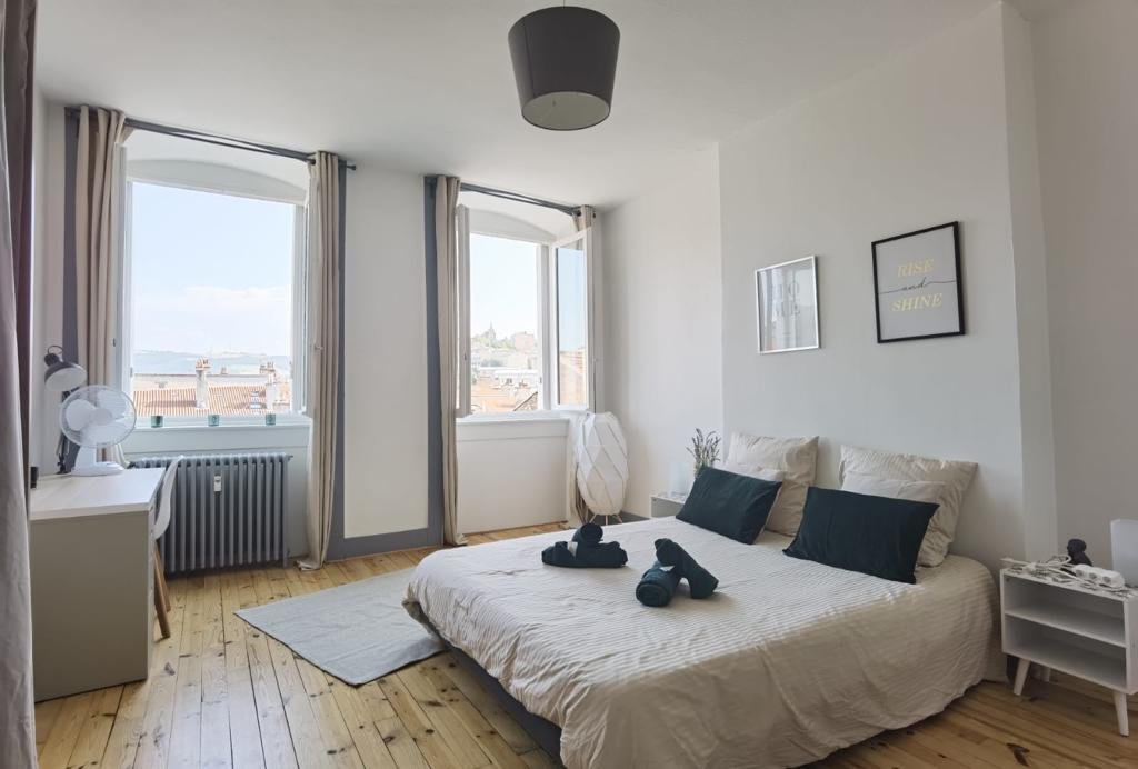 APPARTEMENT T3 A VENDRE - ST ETIENNE - 73 m2 - 125 000 &euro;