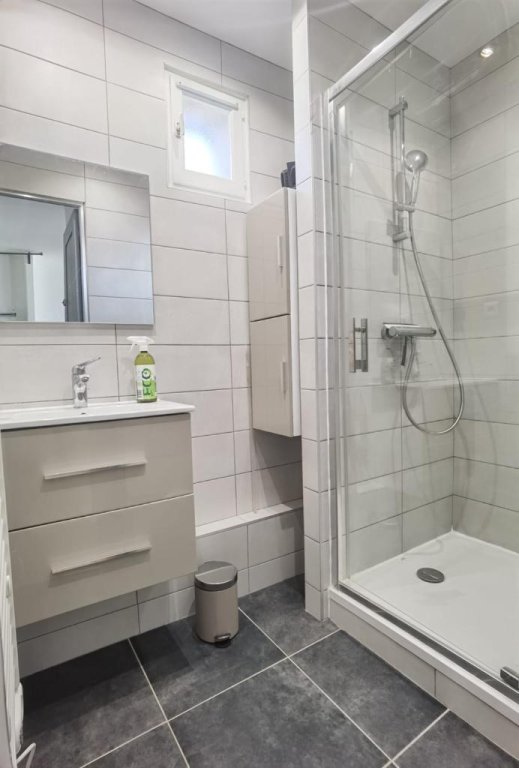 APPARTEMENT T3 A VENDRE - ST ETIENNE - 73 m2 - 125 000 &euro;
