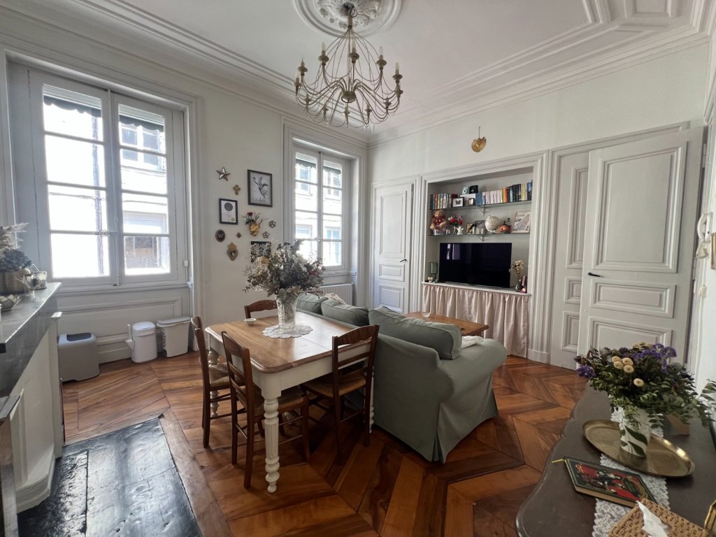 APPARTEMENT T3 A VENDRE - ST ETIENNE - 71.89 m2 - 85 000 &euro;