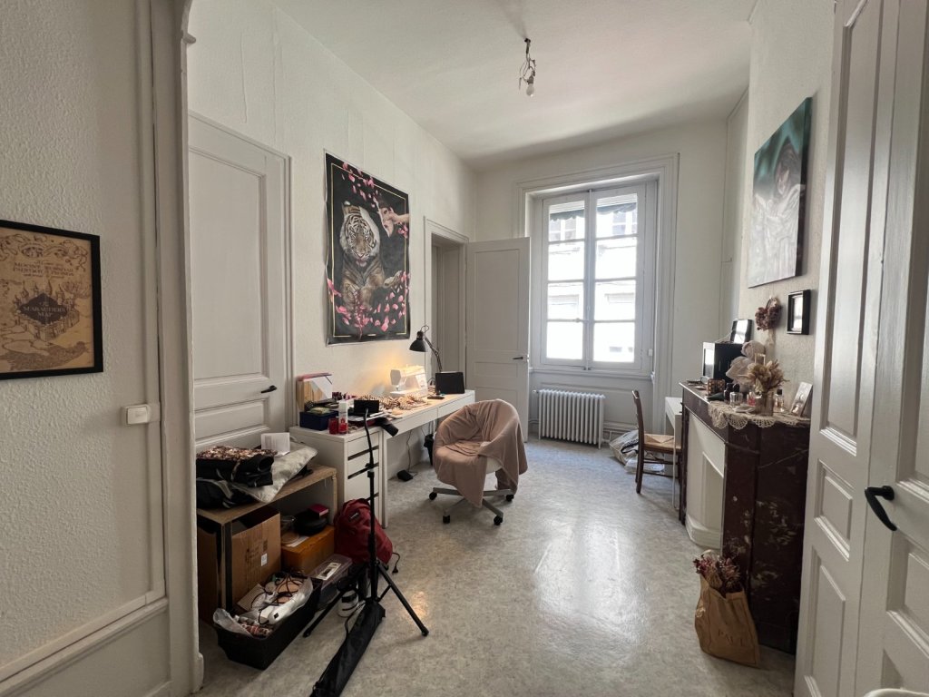 APPARTEMENT T3 A VENDRE - ST ETIENNE - 71.89 m2 - 85 000 &euro;