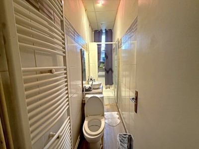 T3 A VENDRE - ST ETIENNE - 65.65 m2 - 45 000 €