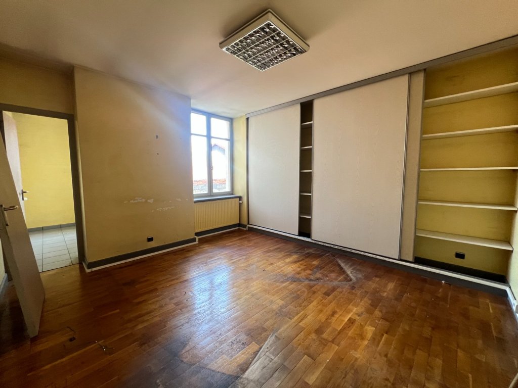 APPARTEMENT T3 A VENDRE - ST ETIENNE - 71.2 m2 - 95 000 &euro;