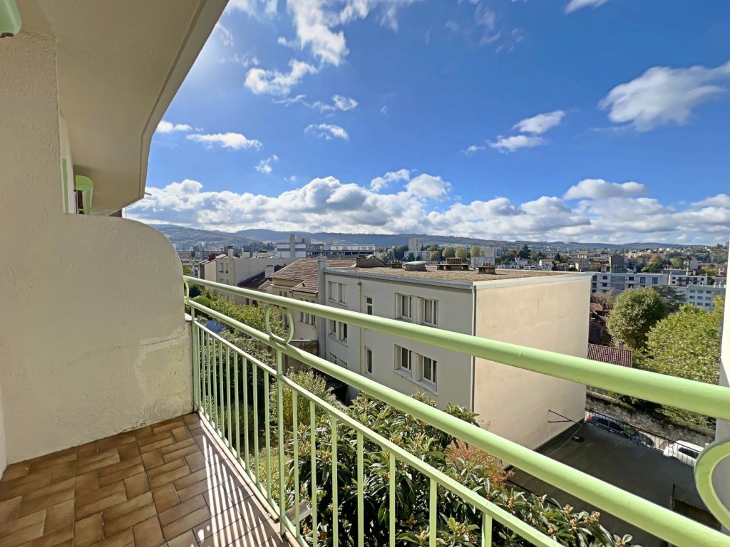 APPARTEMENT T3 A VENDRE - ST ETIENNE - 54 m2 - 67 000 &euro;